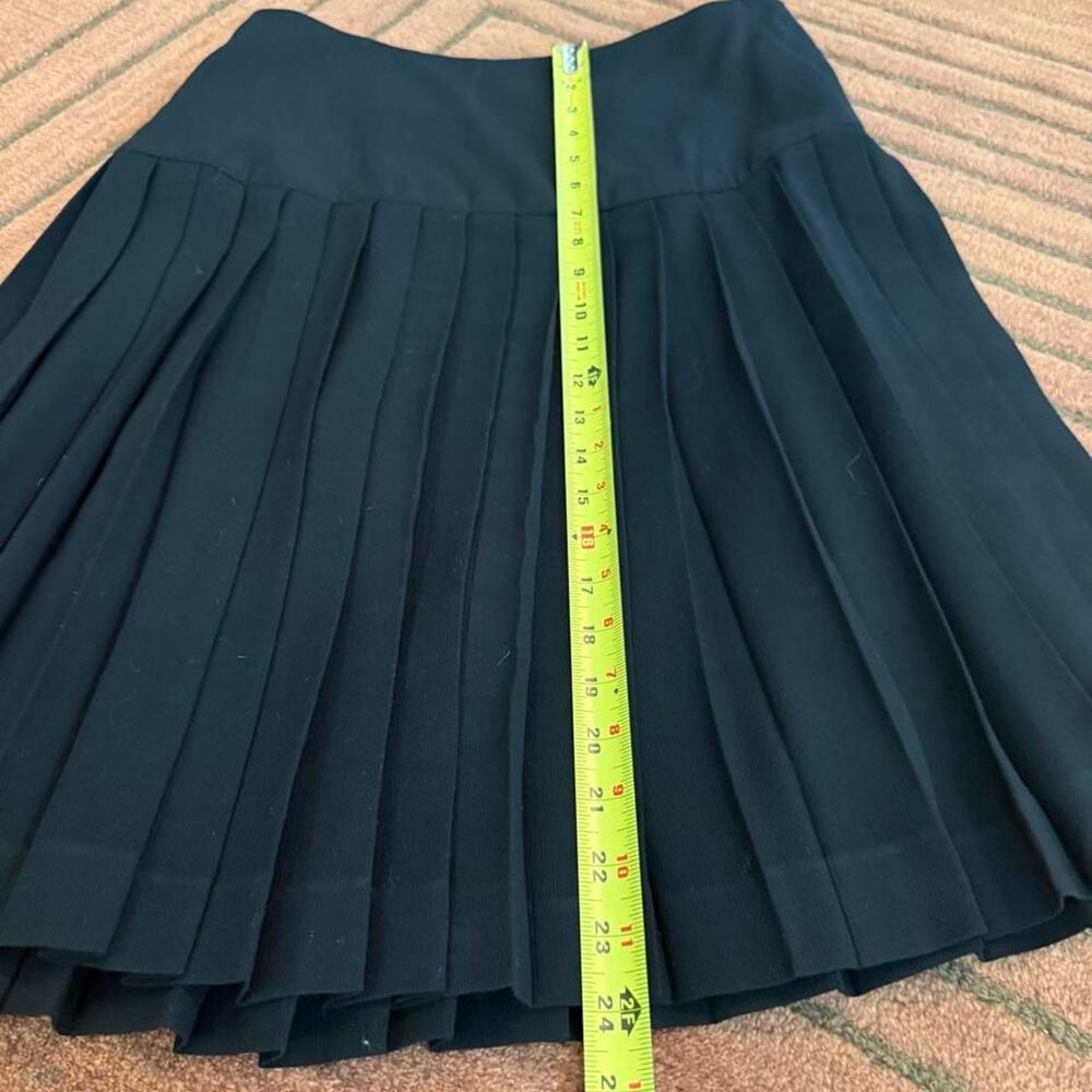 Designer Denise Hajjar Black Pleated Skirt With Side Buttons - Fits Like M View 5
